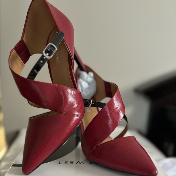 Nine West Heels - Picture 1 of 1